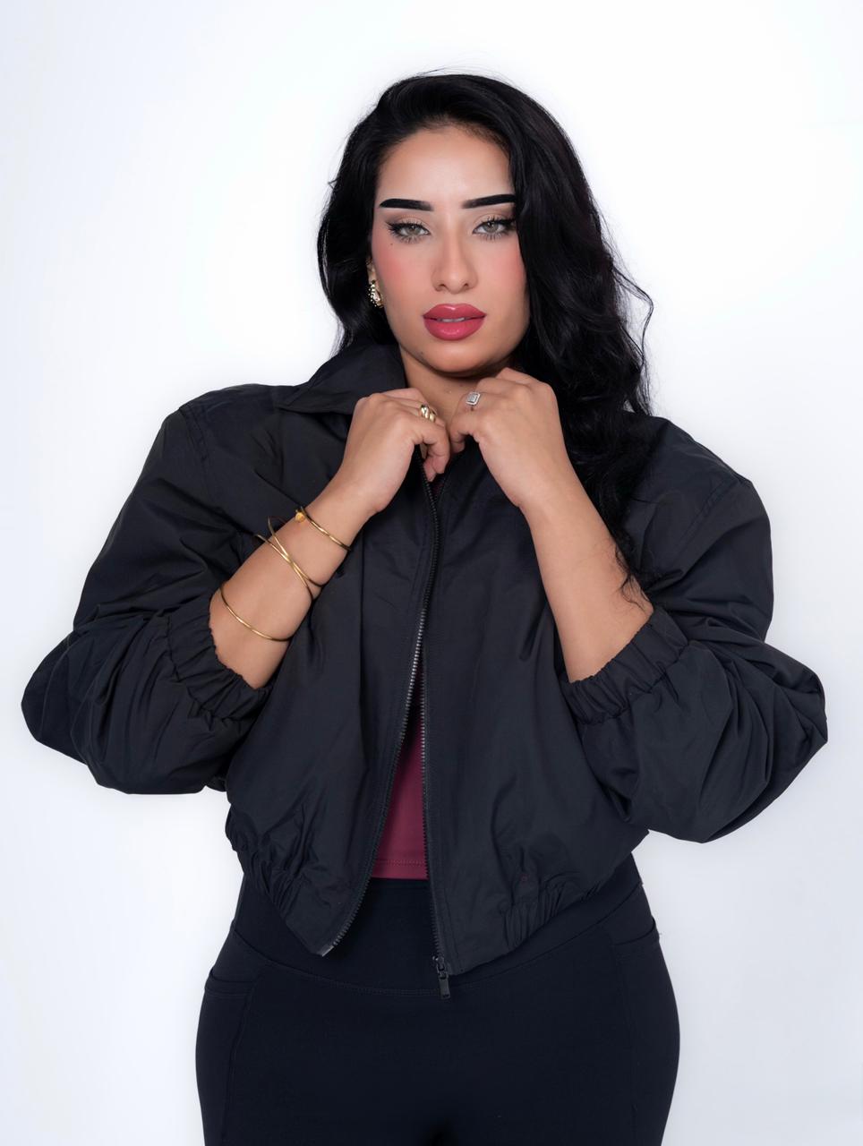 VESTE BOMBER COURTE ET OVERSIZE