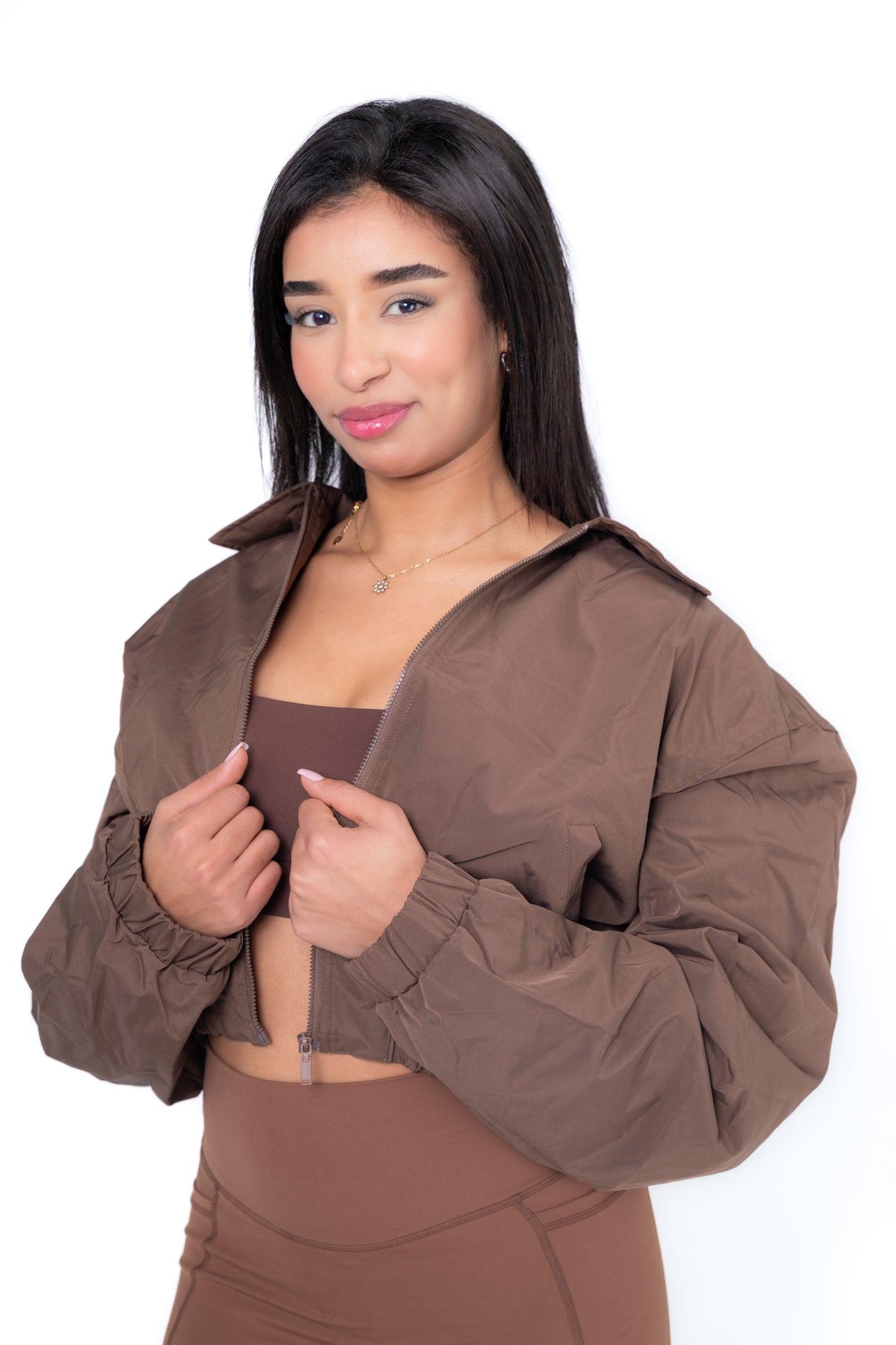 VESTE BOMBER COURTE ET OVERSIZE